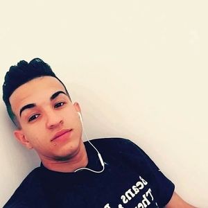 Meet your Posher, Yam